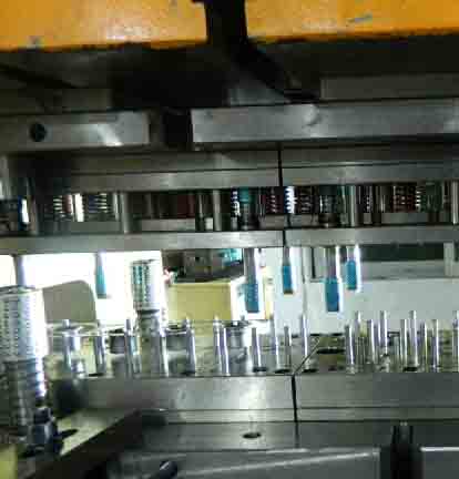 五金連續模（試模）