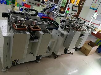 微馬達殼自動擺盤作業